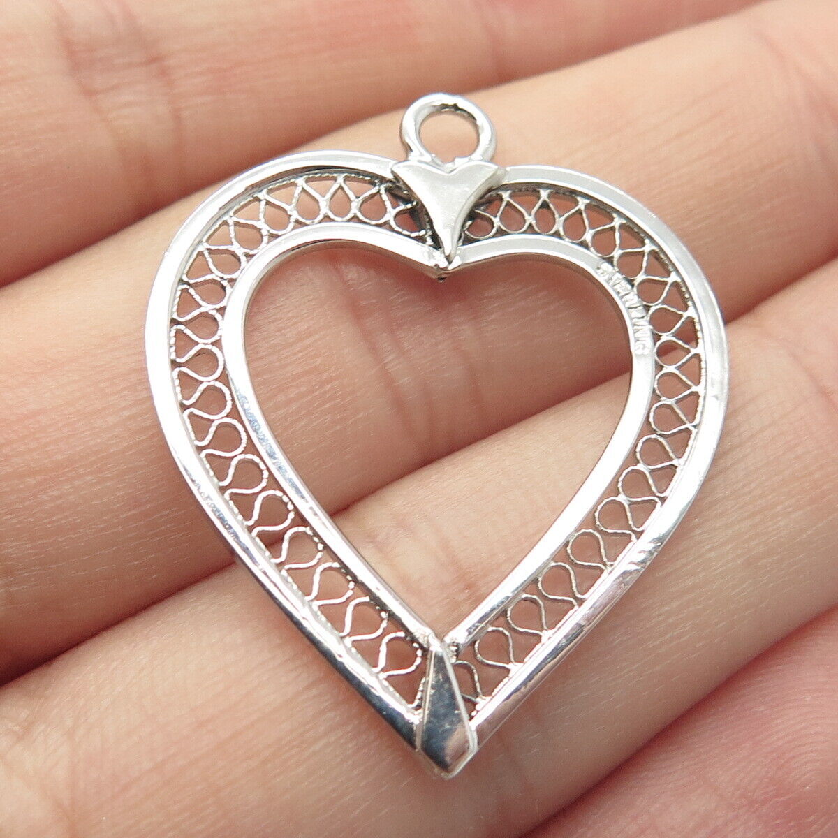 925 Sterling Silver Vintage Open Heart Pendant