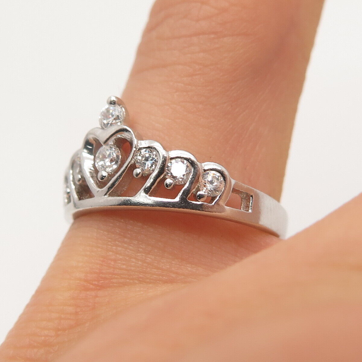 925 Sterling Silver C Z Heart Crown Ring Size 6.5