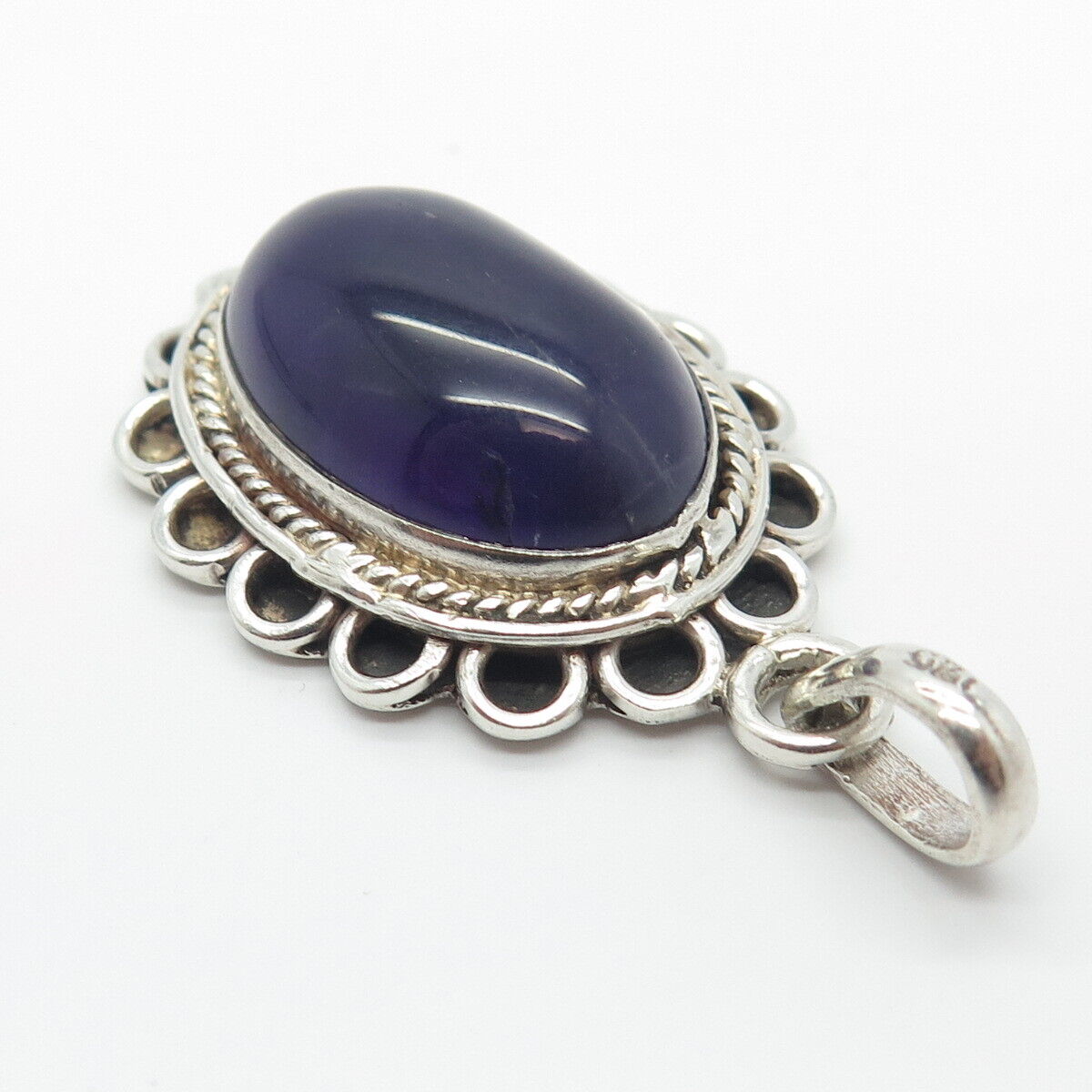 925 Sterling Silver Vintage Real Amethyst Gem Oval Pendant