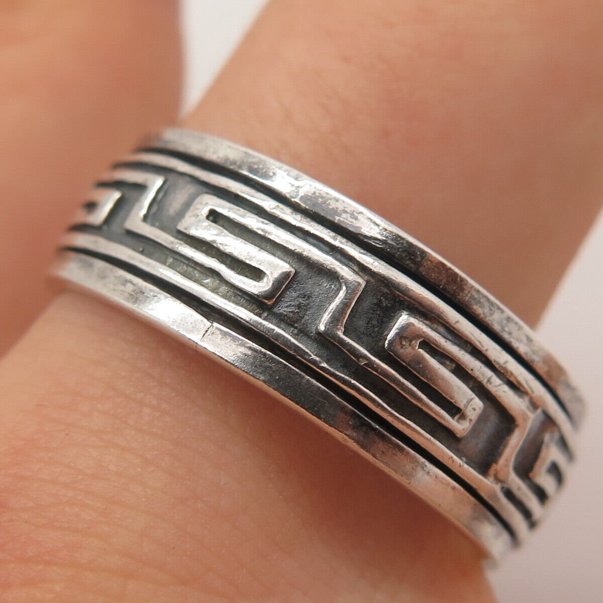 925 Sterling Silver Vintage Greek Maze Rotating Band Ring Size 13.75