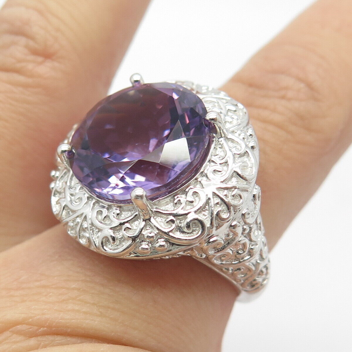 925 Sterling Silver Real Amethyst Gemstone Ornate Ring Size 7.75