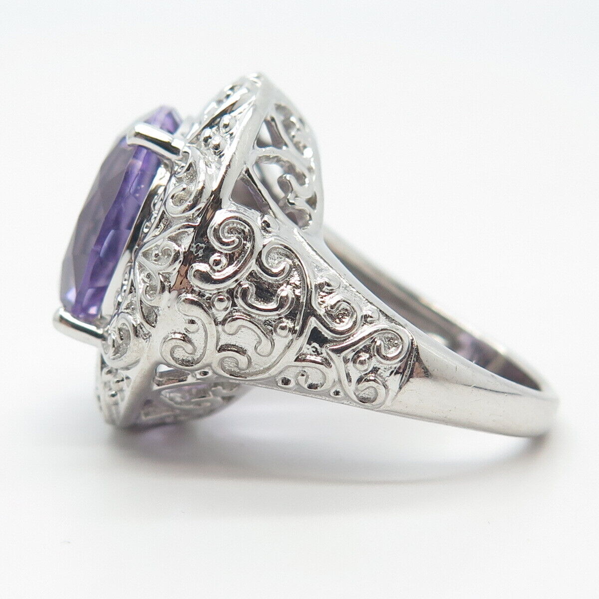 925 Sterling Silver Real Amethyst Gemstone Ornate Ring Size 7.75