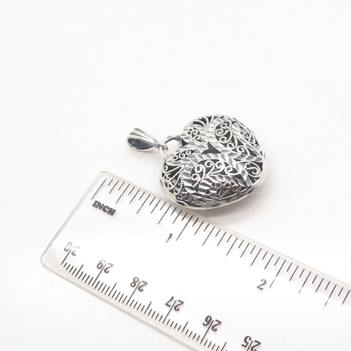 925 Sterling Silver Vintage Ornate Hollow Heart Pendant