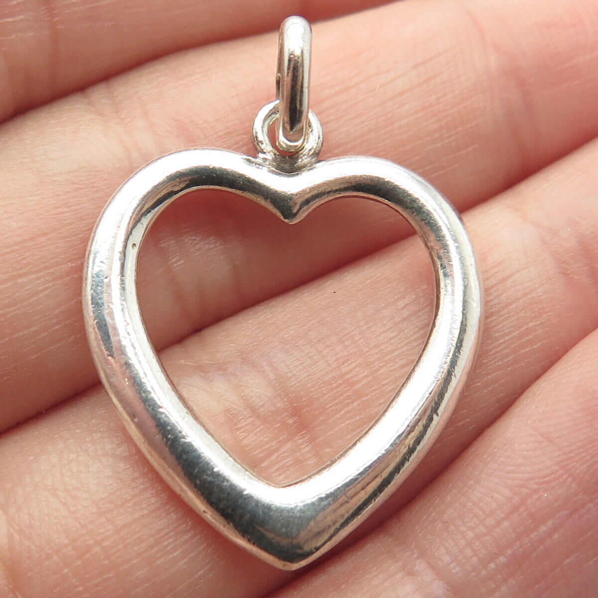 925 Sterling Silver Vintage Open Heart Pendant