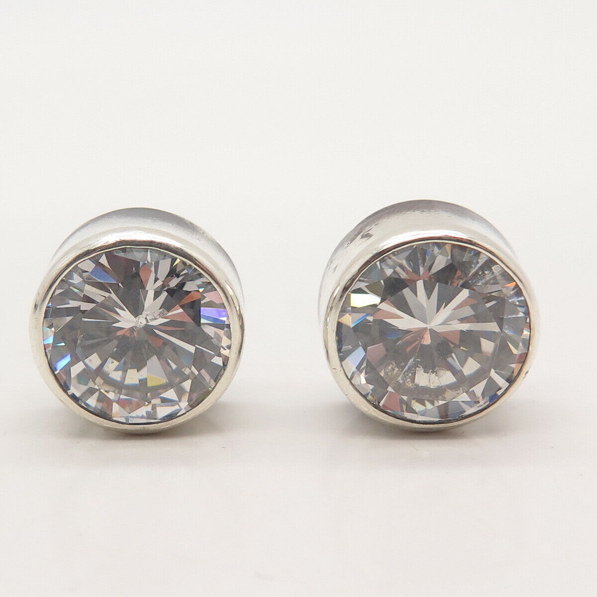 925 Sterling Silver C Z Round Stud Earrings