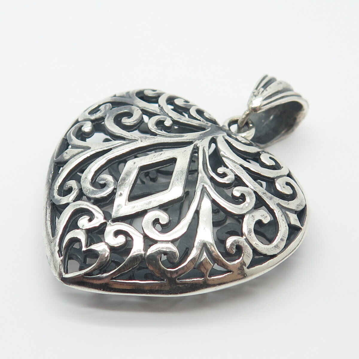 925 Sterling Silver Vintage Ornate Heart Pendant