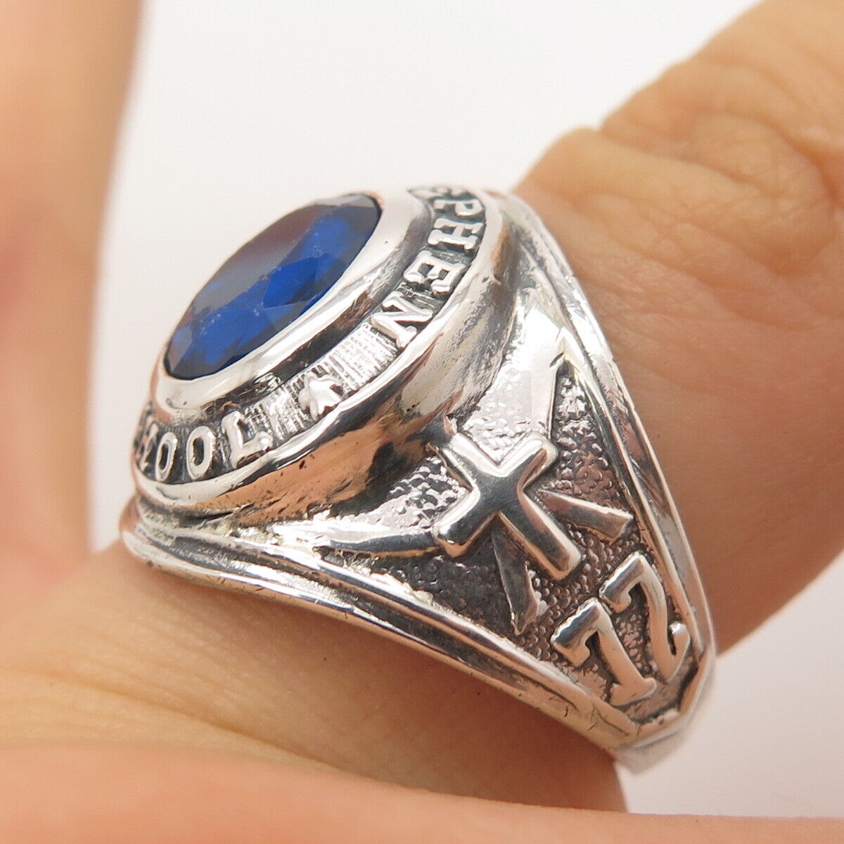 925 Sterling Silver Vintage Lab Sapphire 1972 St. Stephen School Ring Size 8.75