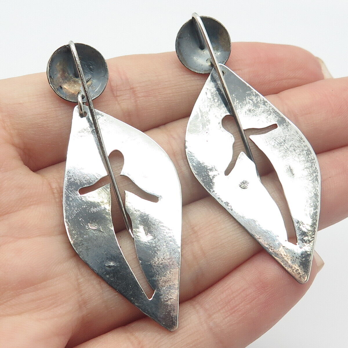 925 Sterling Silver Vintage Hammered Cutout Figure Dangling Earrings