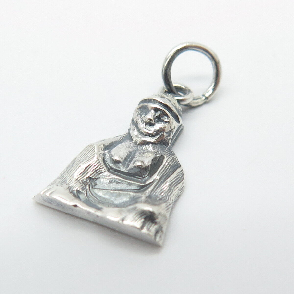 800 Silver Vintage Stutue Pendant