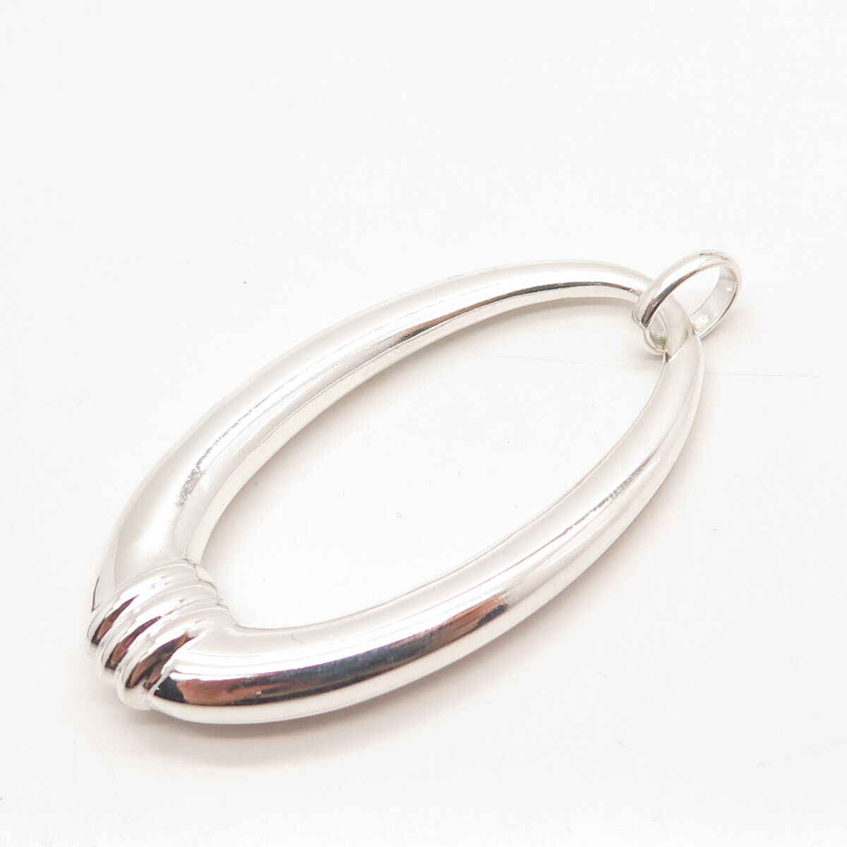 925 Sterling Silver Vintage Prime Art & Jewel Oval Pendant