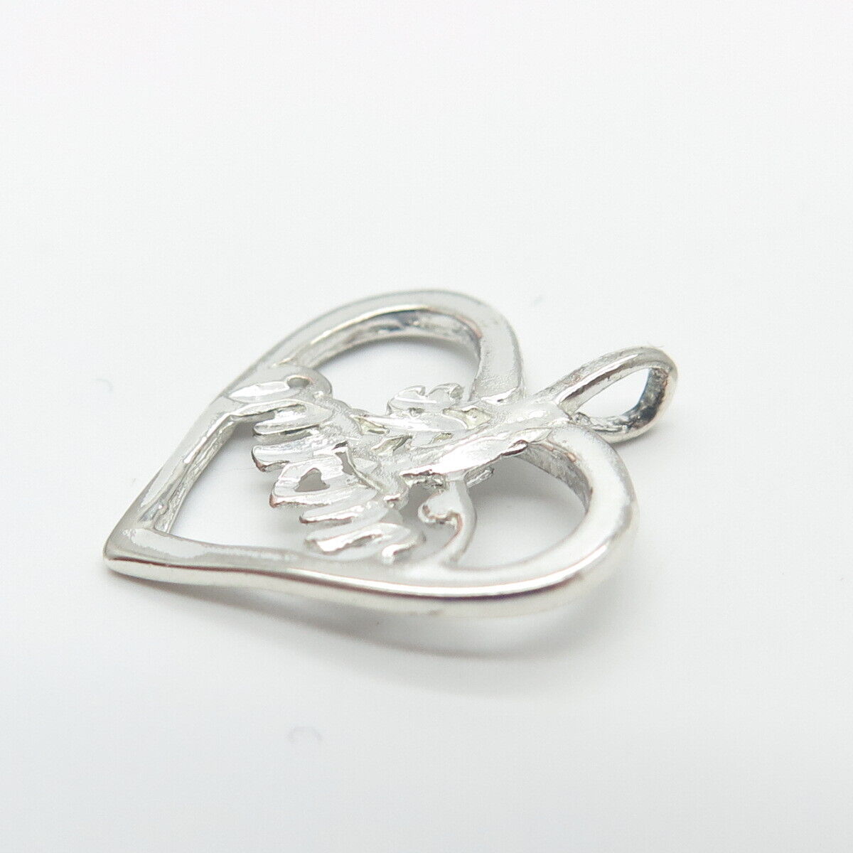 925 Sterling Silver Vintage "Mom" Love Heart Pendant