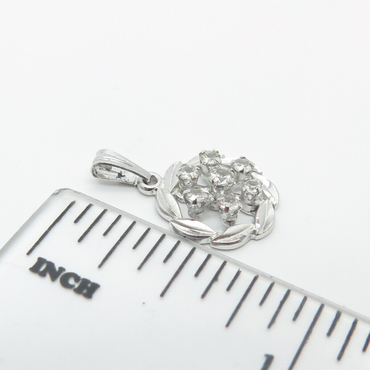 925 Sterling Silver Vintage C Z Pendant