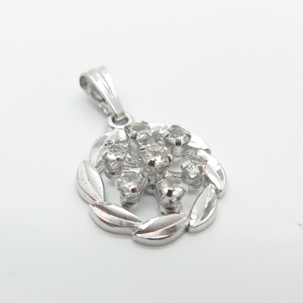 925 Sterling Silver Vintage C Z Pendant