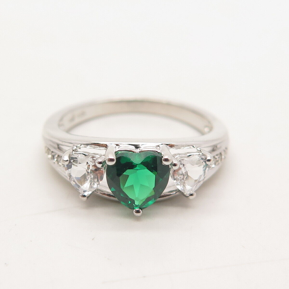 925 Sterling Silver Green & White C Z Triple Heart Ring Size 6.75