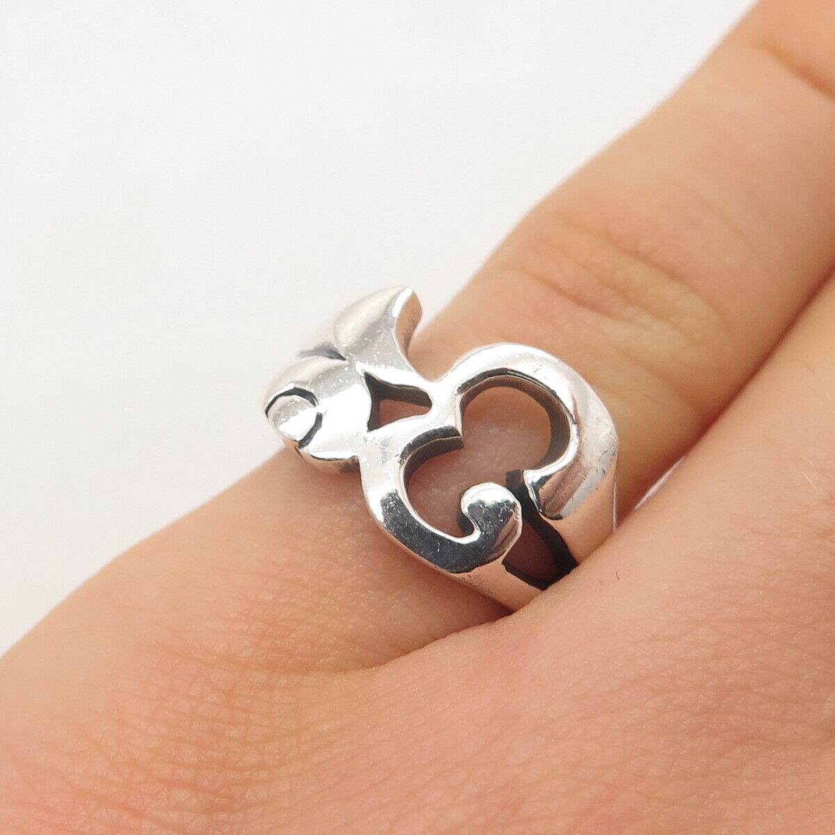 925 Sterling Silver Vintage Modernist Ring Size 5.75