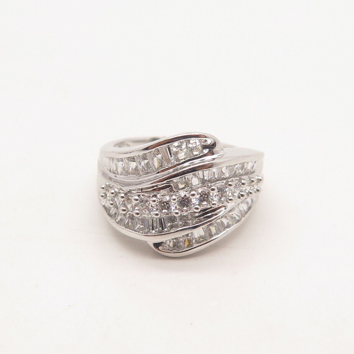 925 Sterling Silver MEDA C Z Wrapped Ring Size 7.75