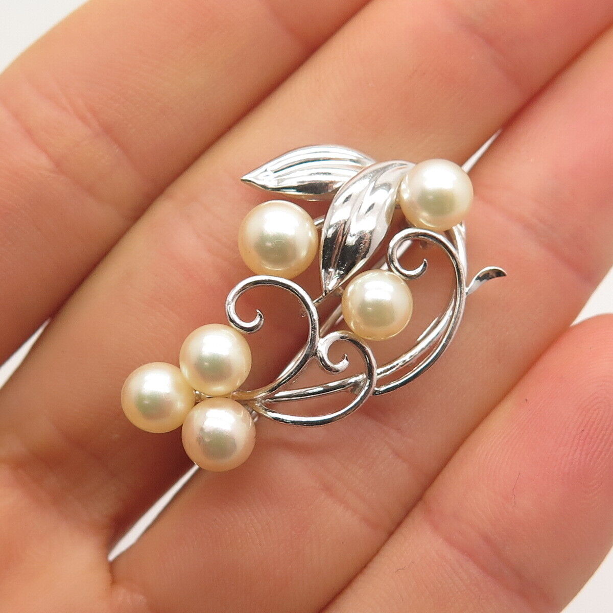 950 Silver Vintage Real Akoya Pearl Leaf & Berries Pin Brooch