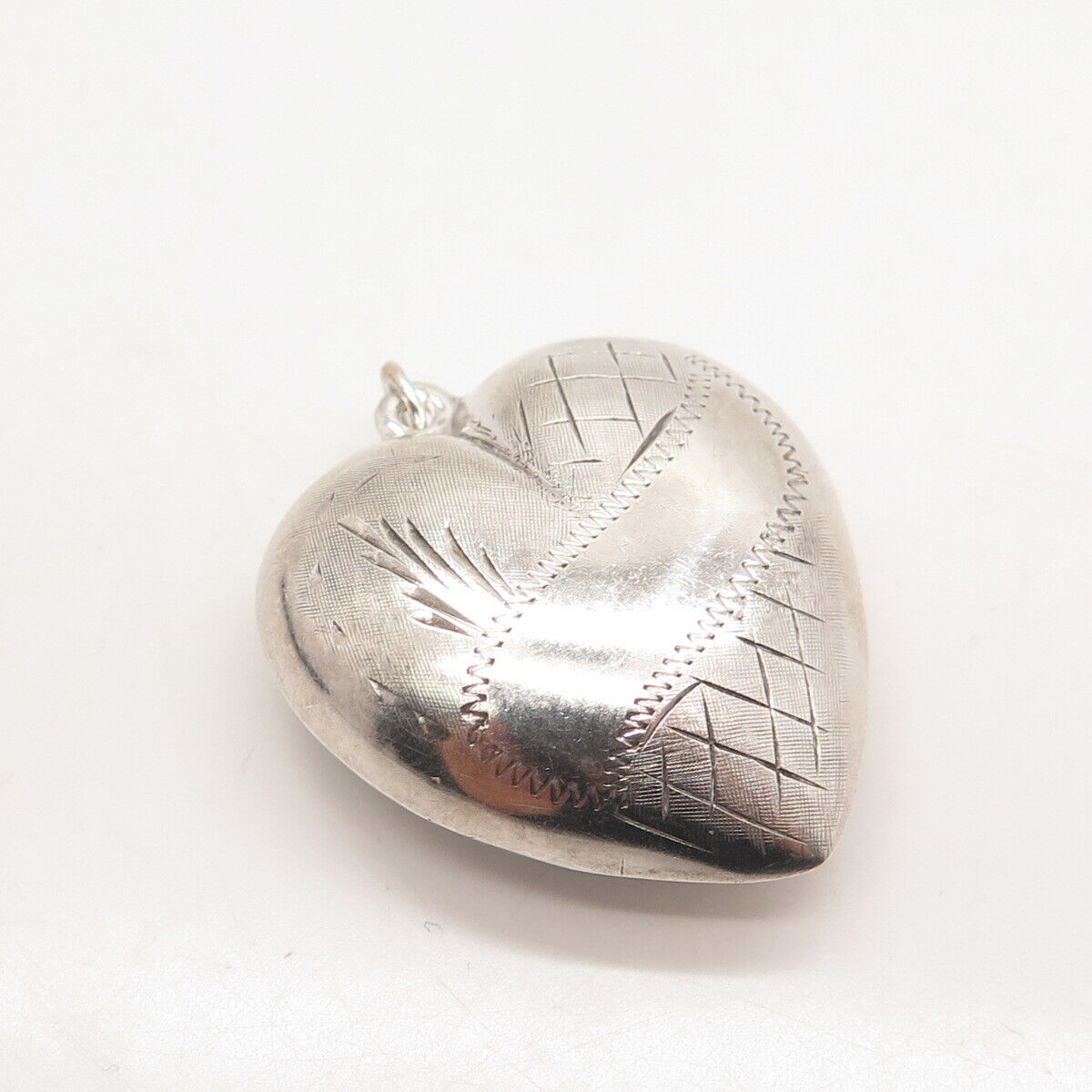 925 Sterling Silver Vintage Etched Hollow Heart Pendant