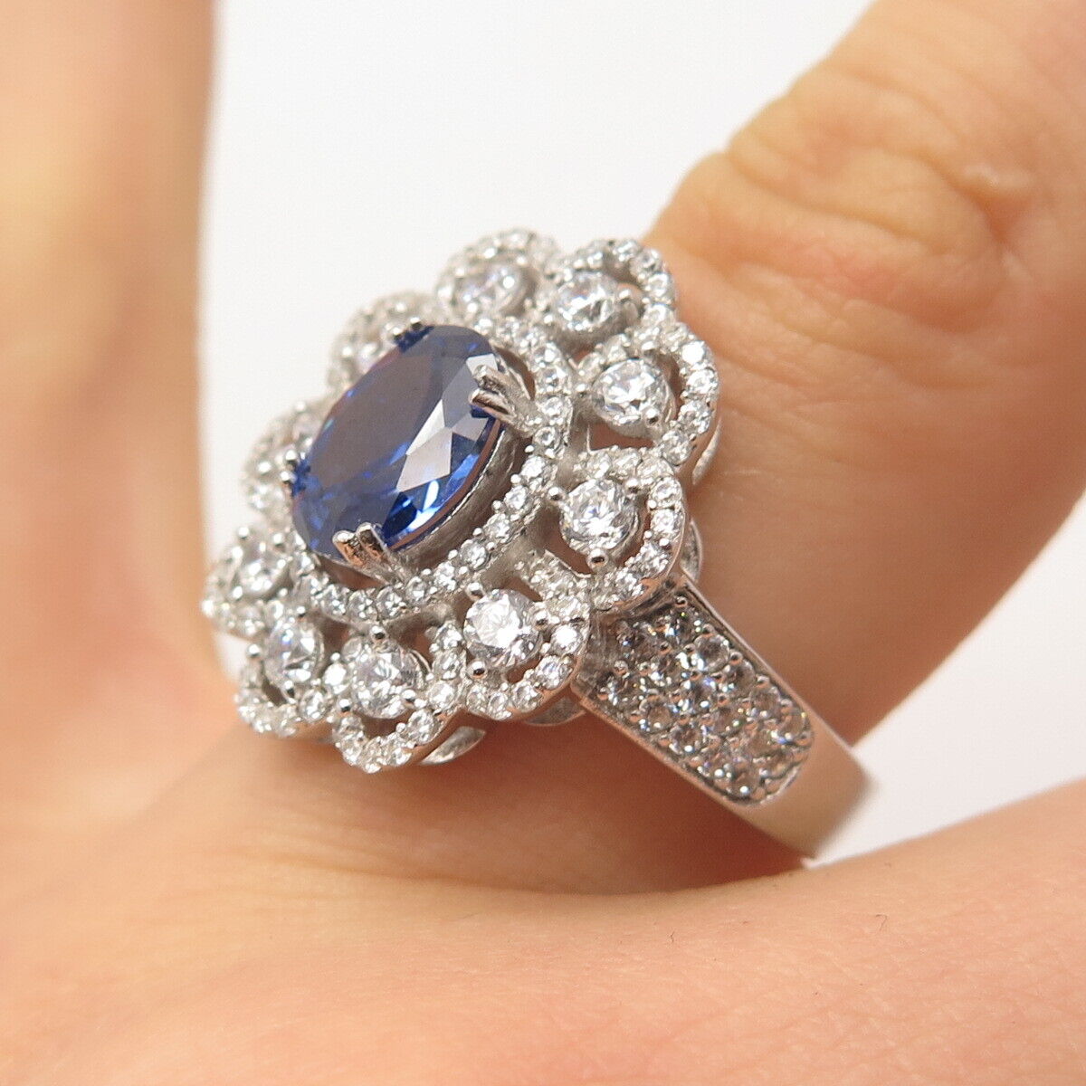 925 Sterling Silver PJC White & Blue C Z Ring Size 8