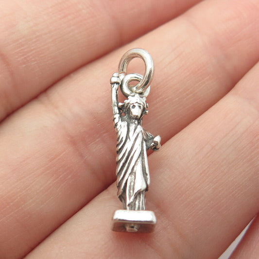 925 Sterling Silver Vintage The Statue of Liberty 3D Pendant