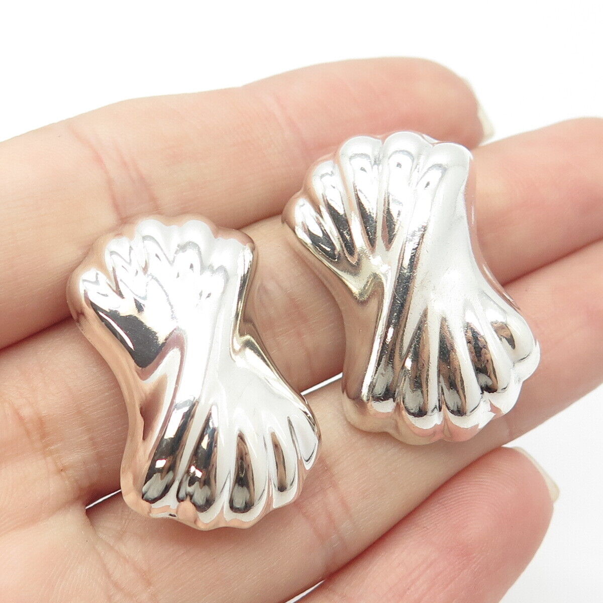 925 Sterling Silver Vintage Mexico Ribbed Clip On Earrings