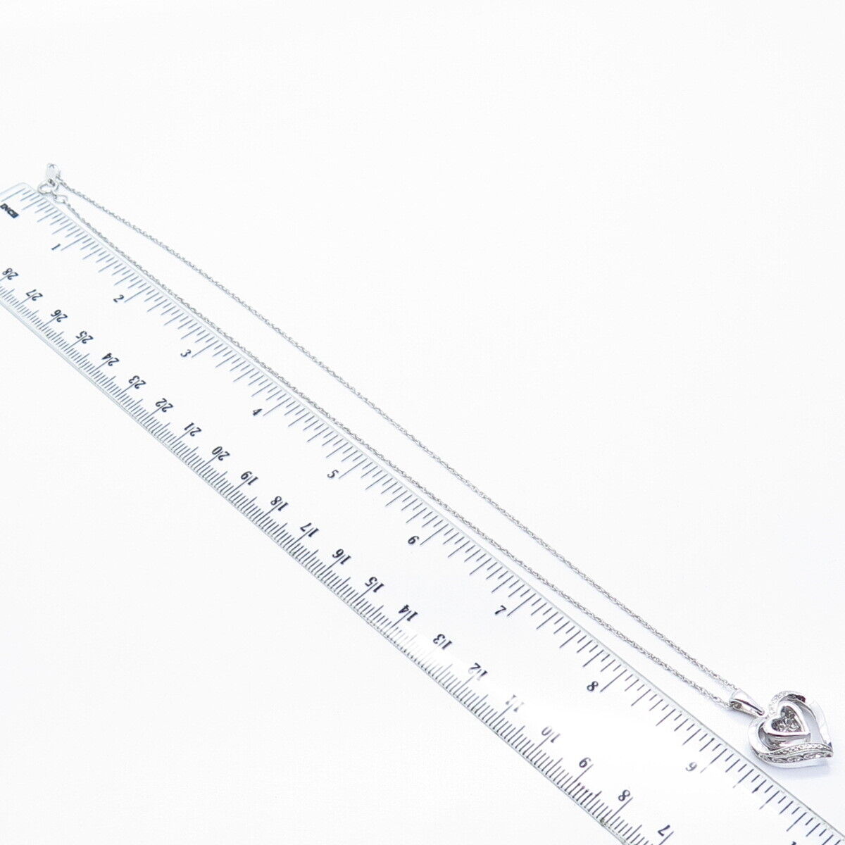 925 Sterling Silver Real Diamond Accent Heart Prince-of Wales Chain Necklace 18"