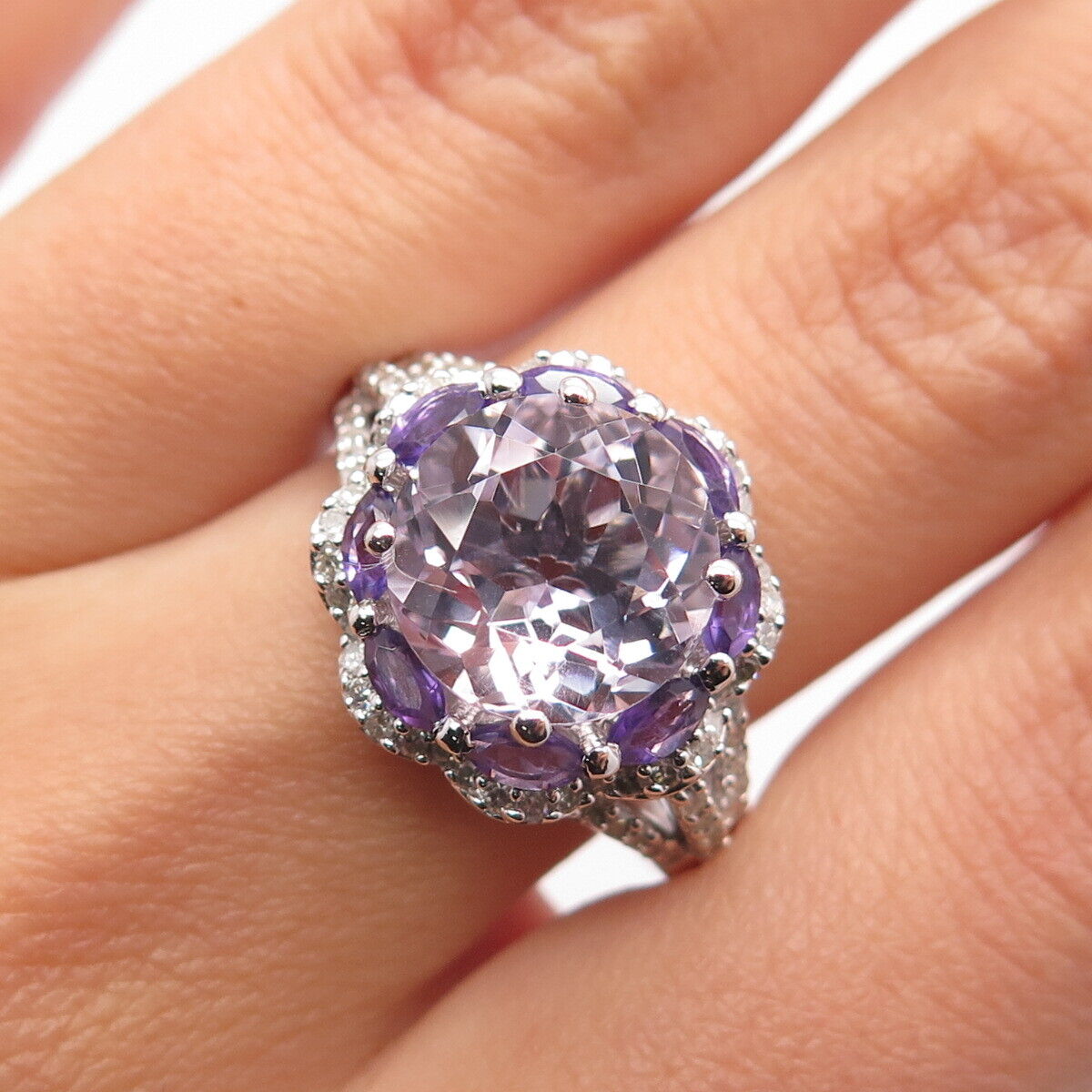 925 Sterling Silver Real Diamond & Amethyst Gem Ring Size 9