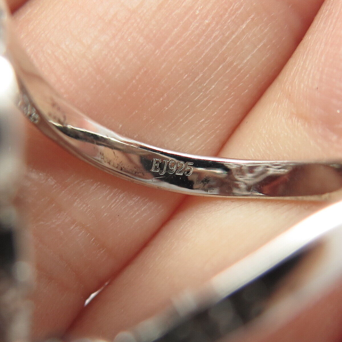 925 Sterling Silver Pave C Z Floral Overlap Ring Size 7.5