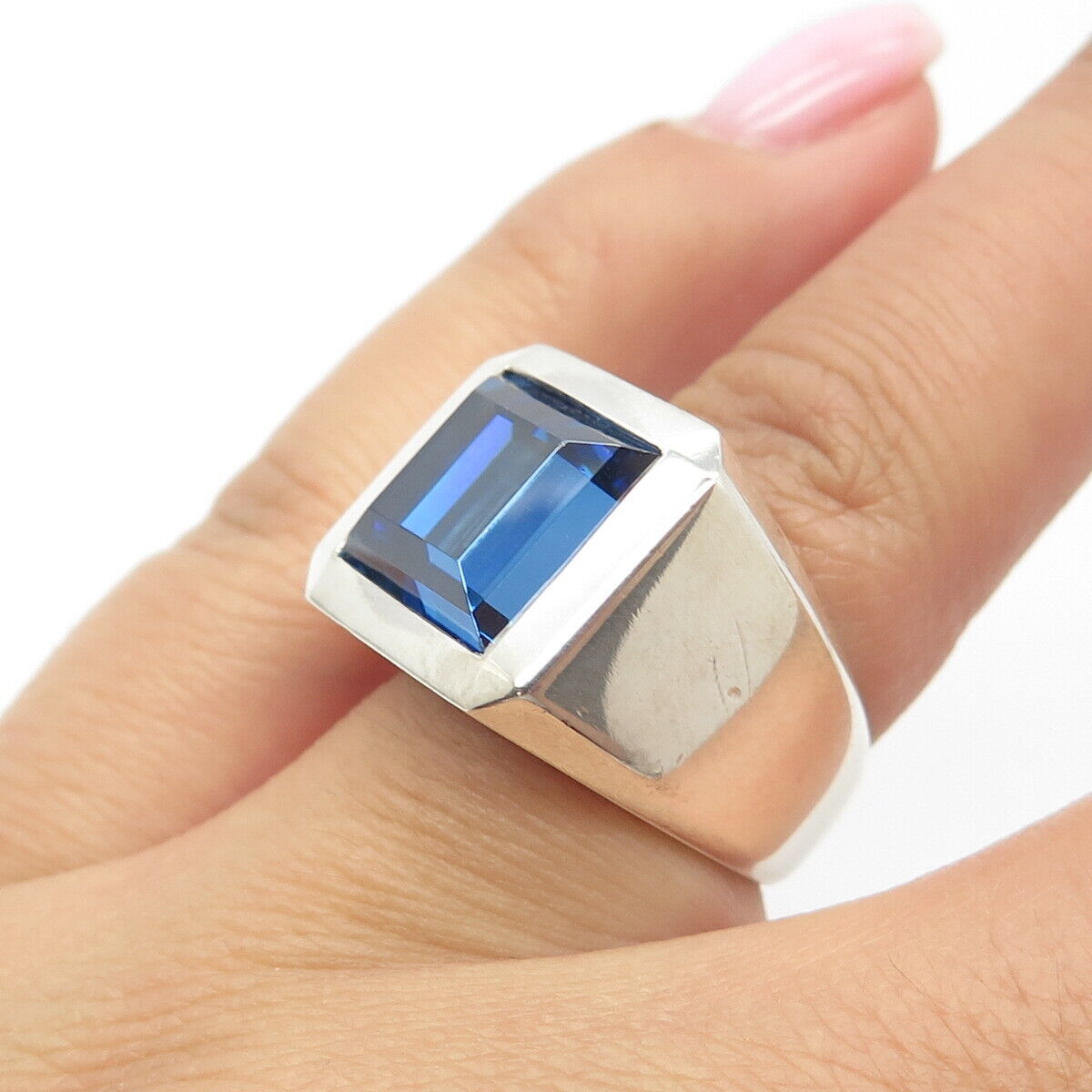 925 Sterling Silver Jette Blue Glass Ring Size 6.75