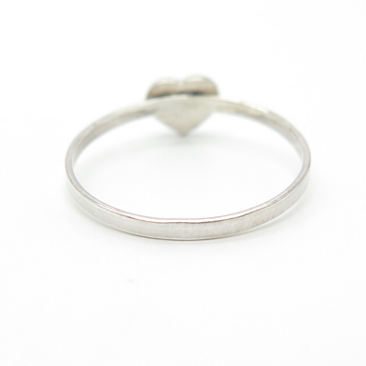 925 Sterling Silver Vintage Loving Heart Stackable Ring Size 7.5