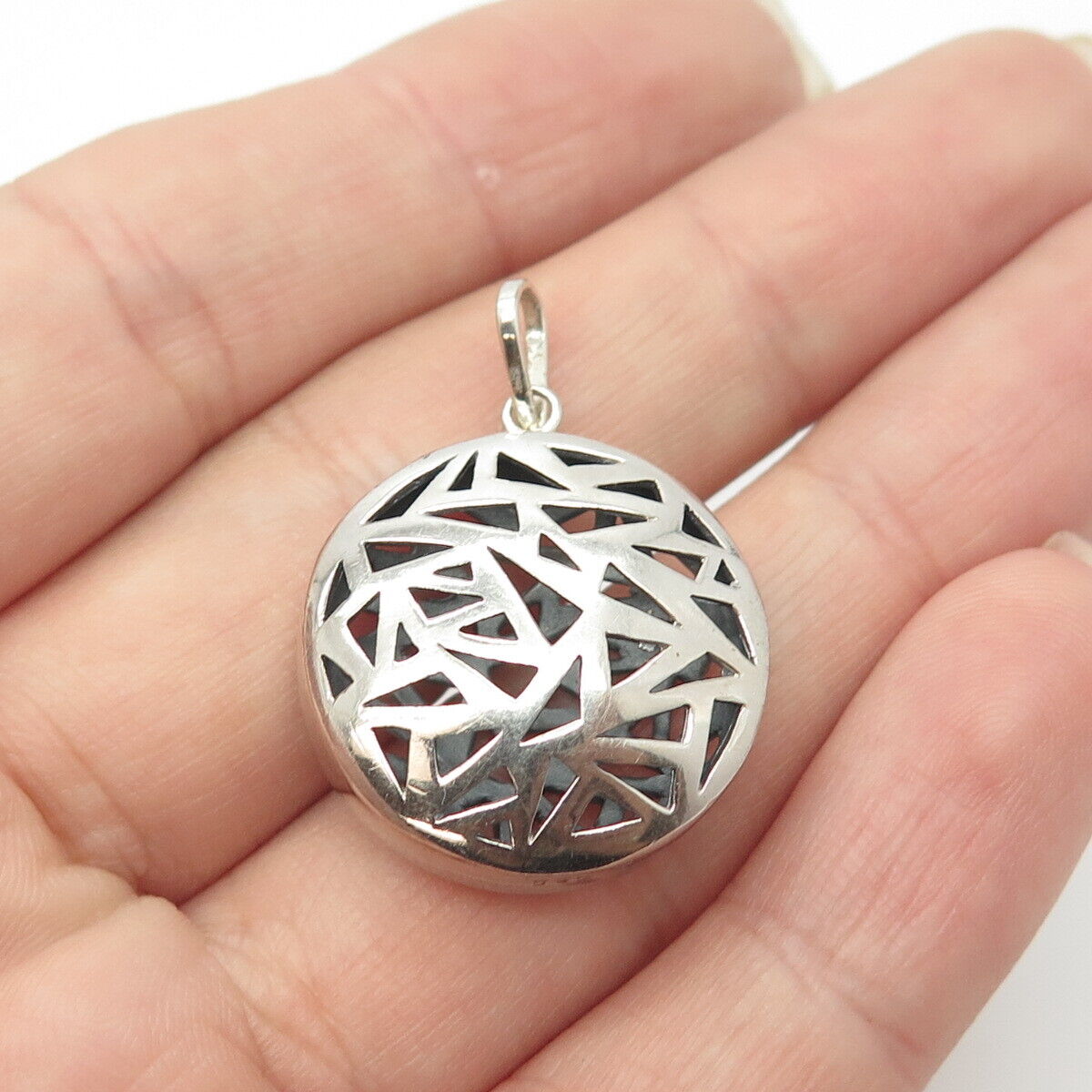 925 Sterling Silver Vintage Ornate 3D Pendant