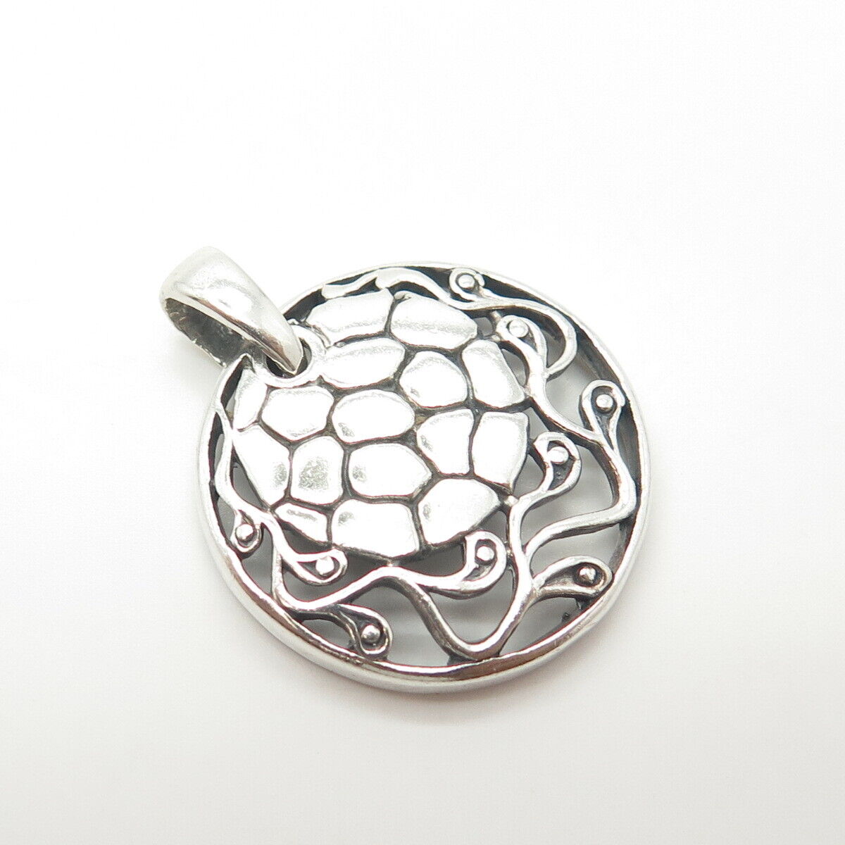 925 Sterling Silver Vintage Pebble Pendant