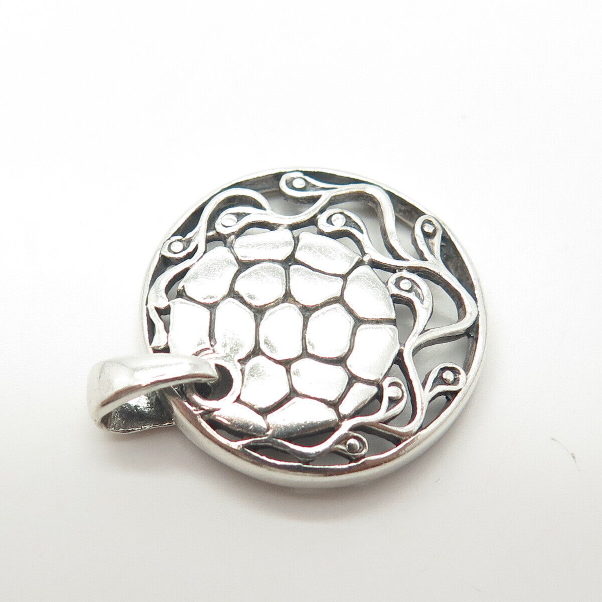 925 Sterling Silver Vintage Pebble Pendant