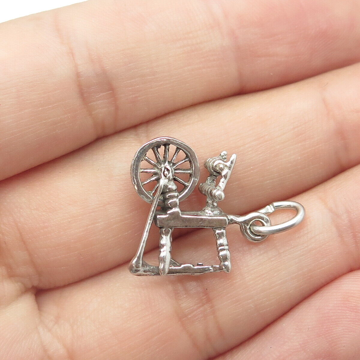 925 Sterling Silver Vintage Sewing Spinning Wheel Charm Pendant