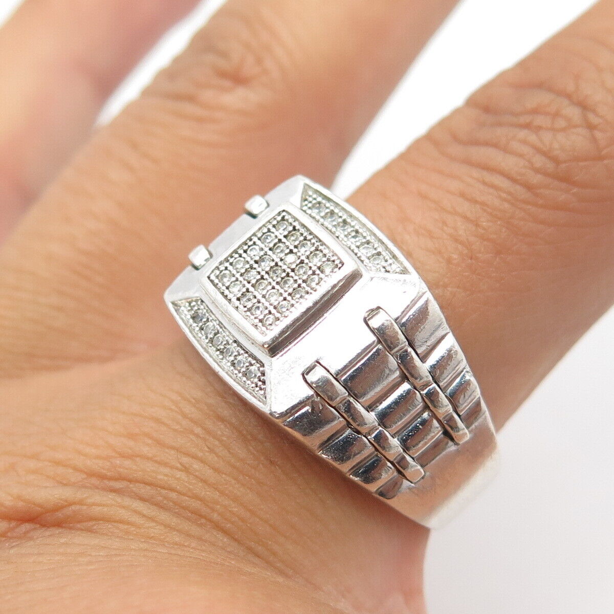 925 Sterling Silver Pave C Z Ribbed Ring Size 11.5