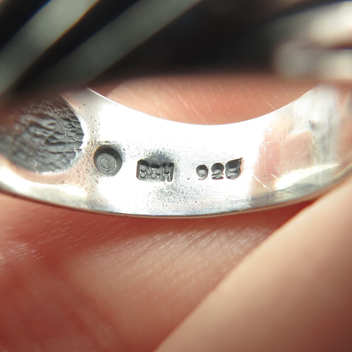 925 Sterling Silver Vintage Ribbed Ring Size 5.5
