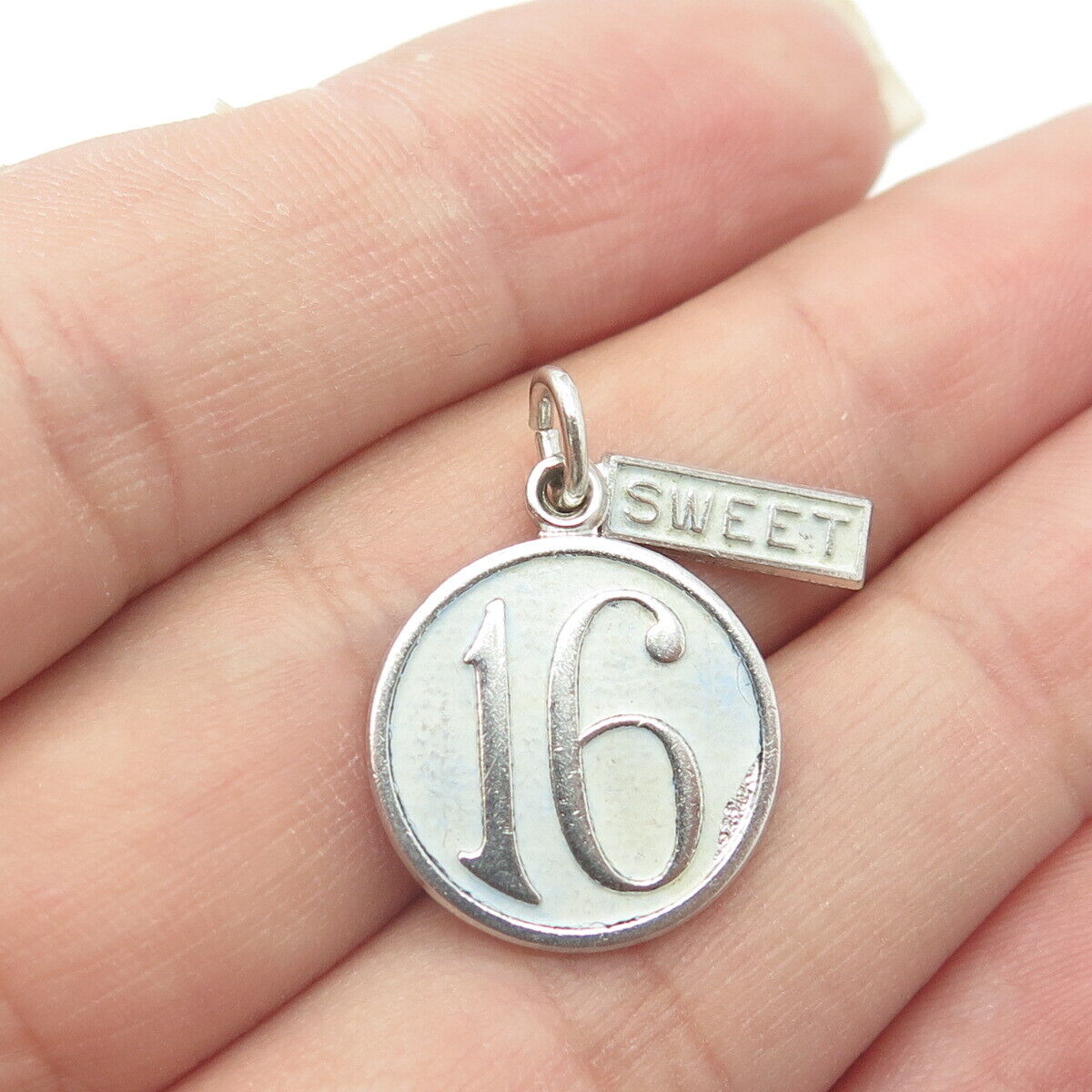 WELLS 925 Sterling Silver Vintage Enamel "Sweet 16" Round Medal Charm Pendant