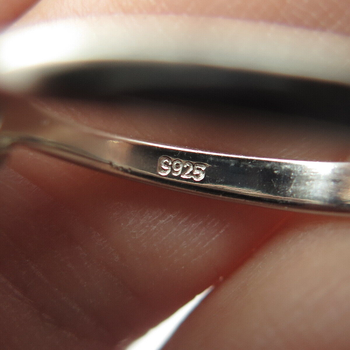 925 Sterling Silver Cushion-Cut Shaped C Z Engagement Ring Size 7