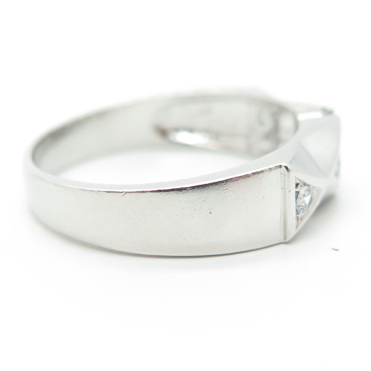 925 Sterling Silver Vintage C Z Ring Size 12.25