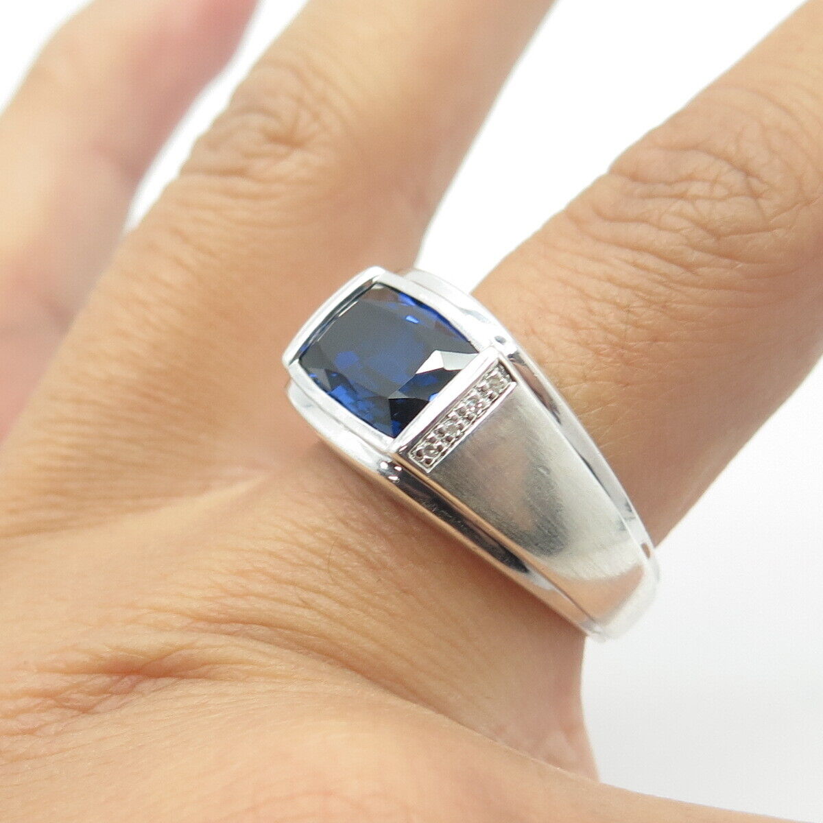 SHR JEWELRY 925 Sterling Silver Lab-Created Sapphire & Real Diamond Ring Size 9