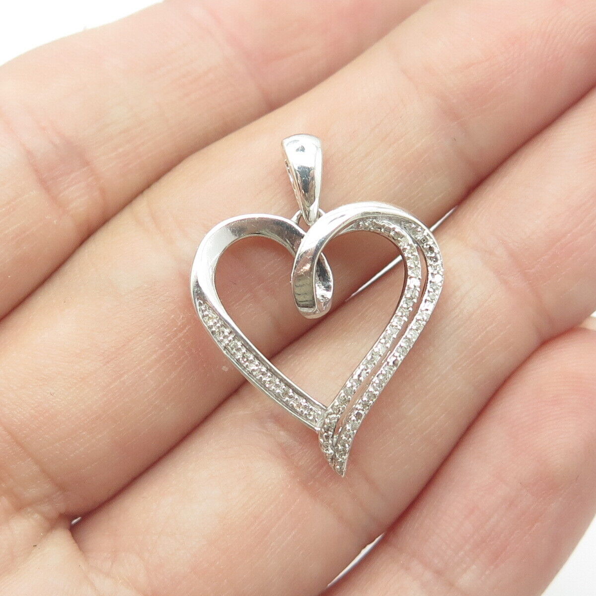 JANE SEYMOUR 925 Sterling Silver Real Round-Cut White Diamond Heart Pendant