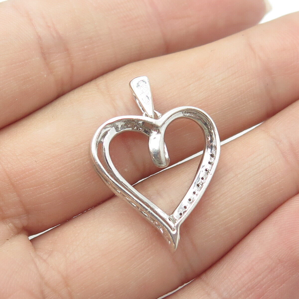 JANE SEYMOUR 925 Sterling Silver Real Round-Cut White Diamond Heart Pendant