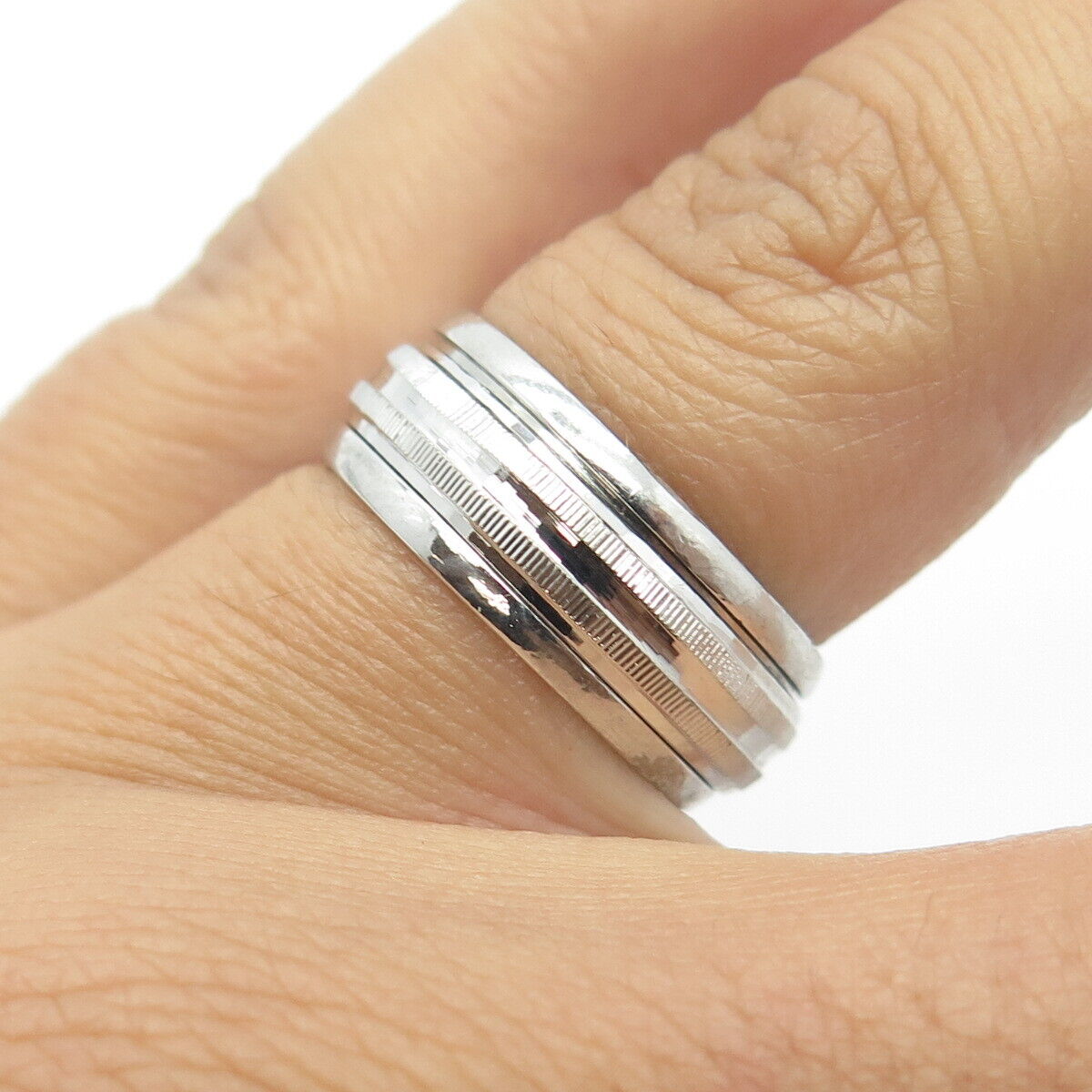 925 Sterling Silver Textured Rotating Band Ring Size 6.5