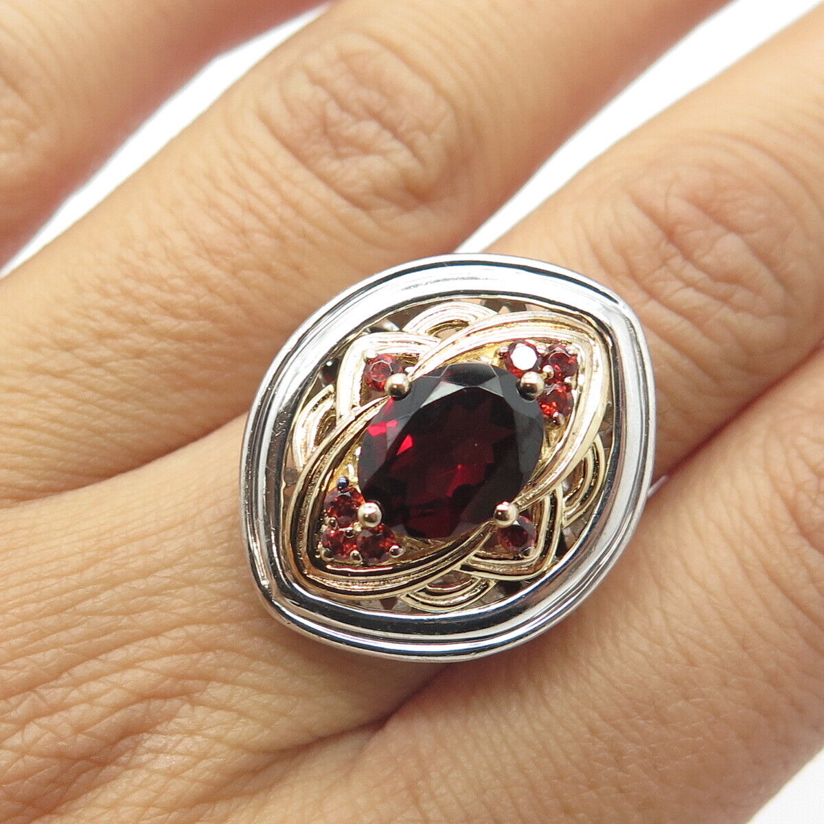 925 Sterling Silver 2-Tone Real Red Garnet Gem Floral Cocktail Ring Size 7