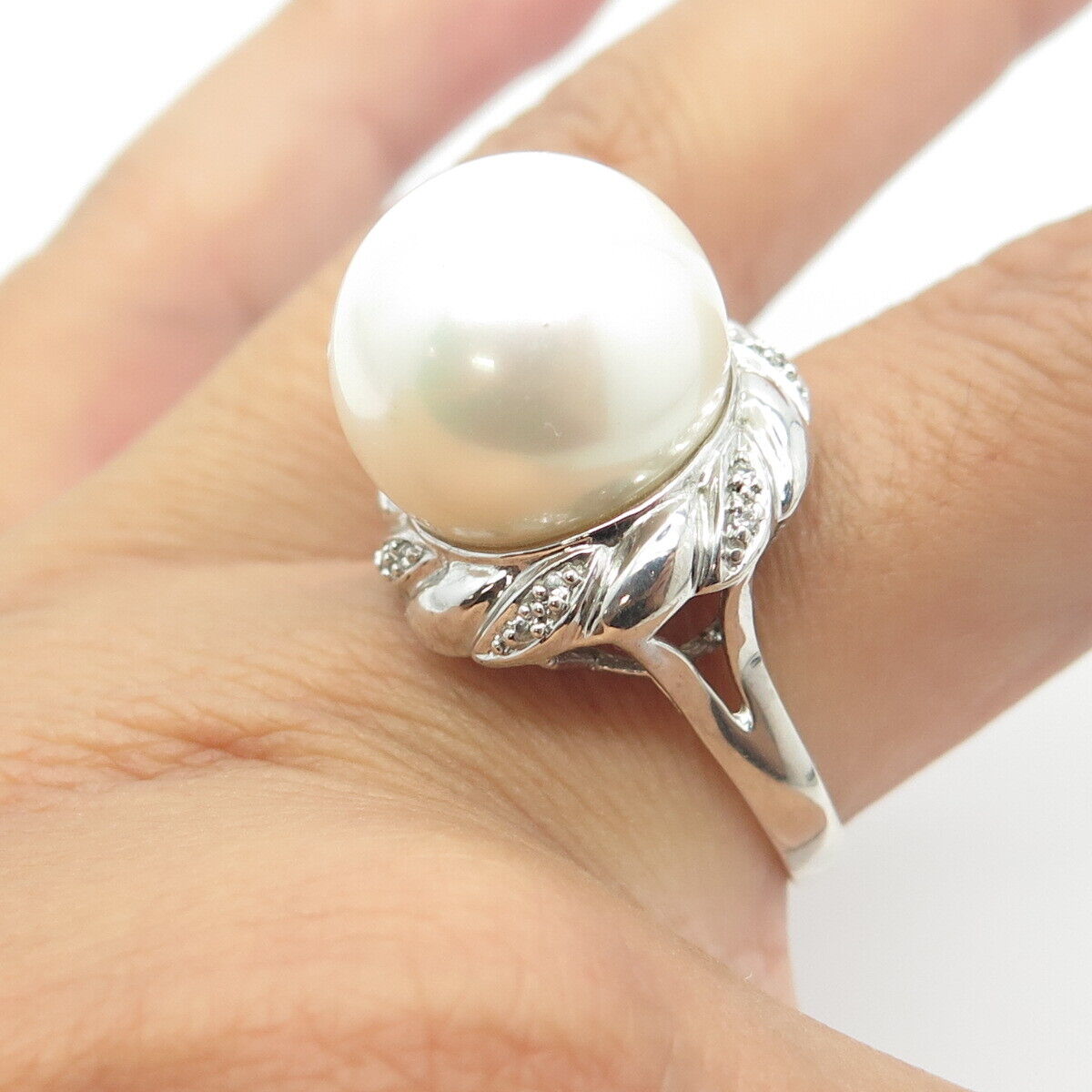 925 Sterling Silver Faux Pearl & C Z Cocktail Ring Size 9