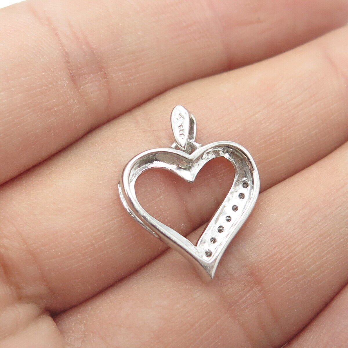 925 Sterling Silver Real Round-Cut White Diamond Loving Heart Pendant