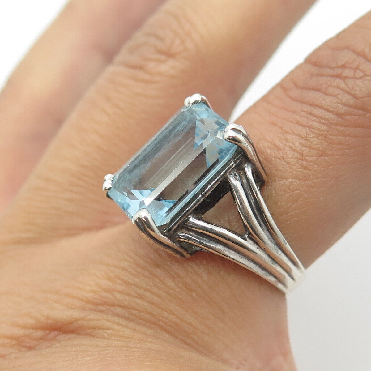 925 Sterling Silver Vintage Real Emerald-Cut Blue Topaz Ring Size 6.5