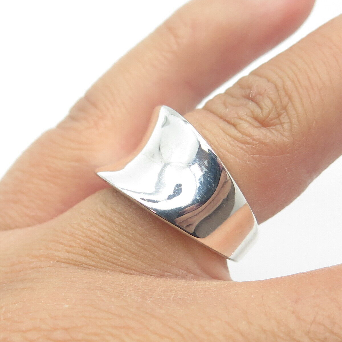 925 Sterling Silver Modernist Ring Size 6