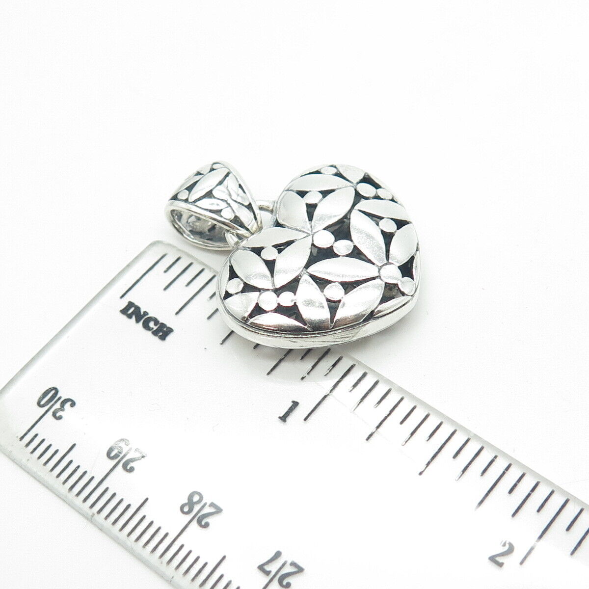 925 Sterling Silver Vintage Ornate Heart Pendant