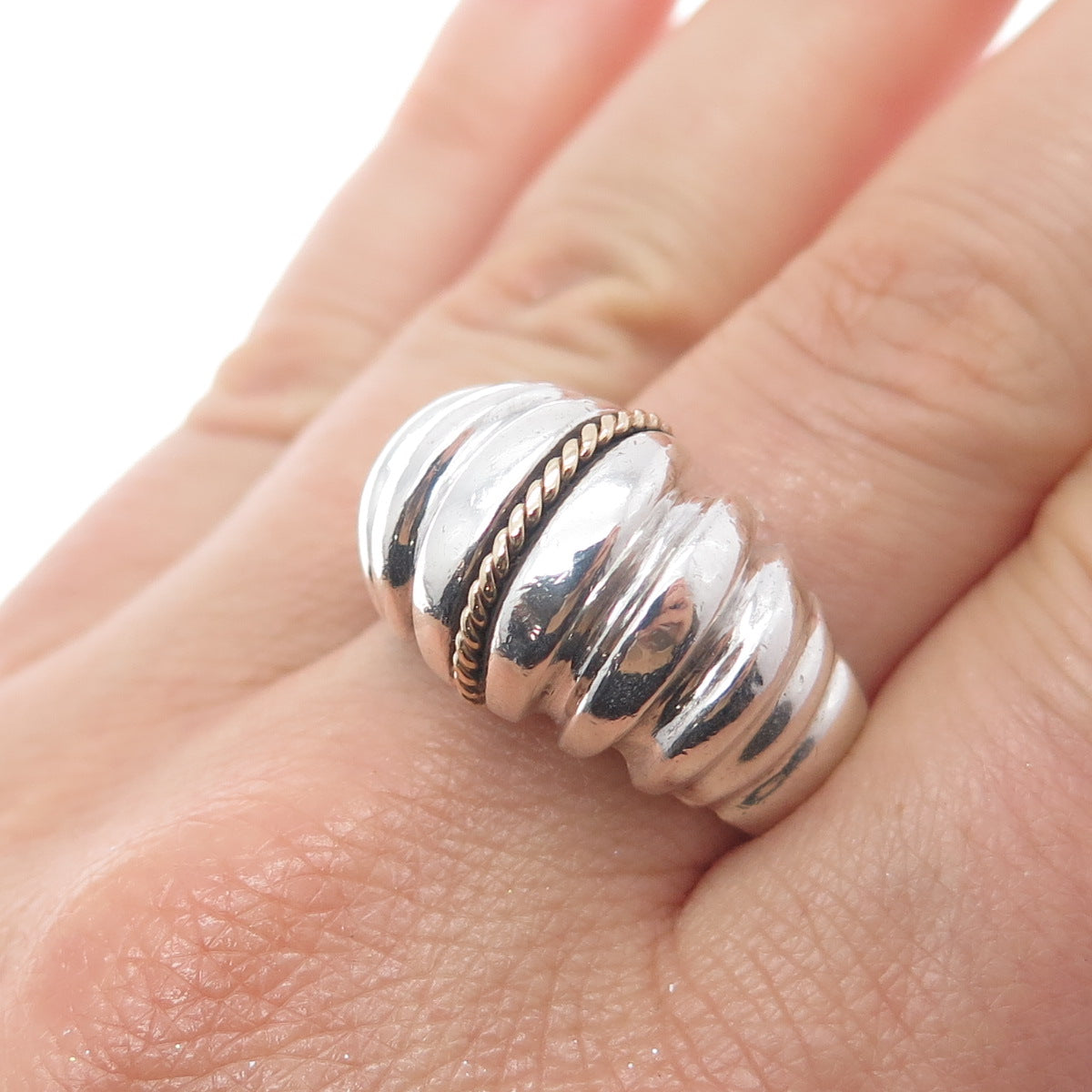 14K Gold 925 Sterling Silver Vintage Modernist Ribbed Oxidized Ring Size 11.75